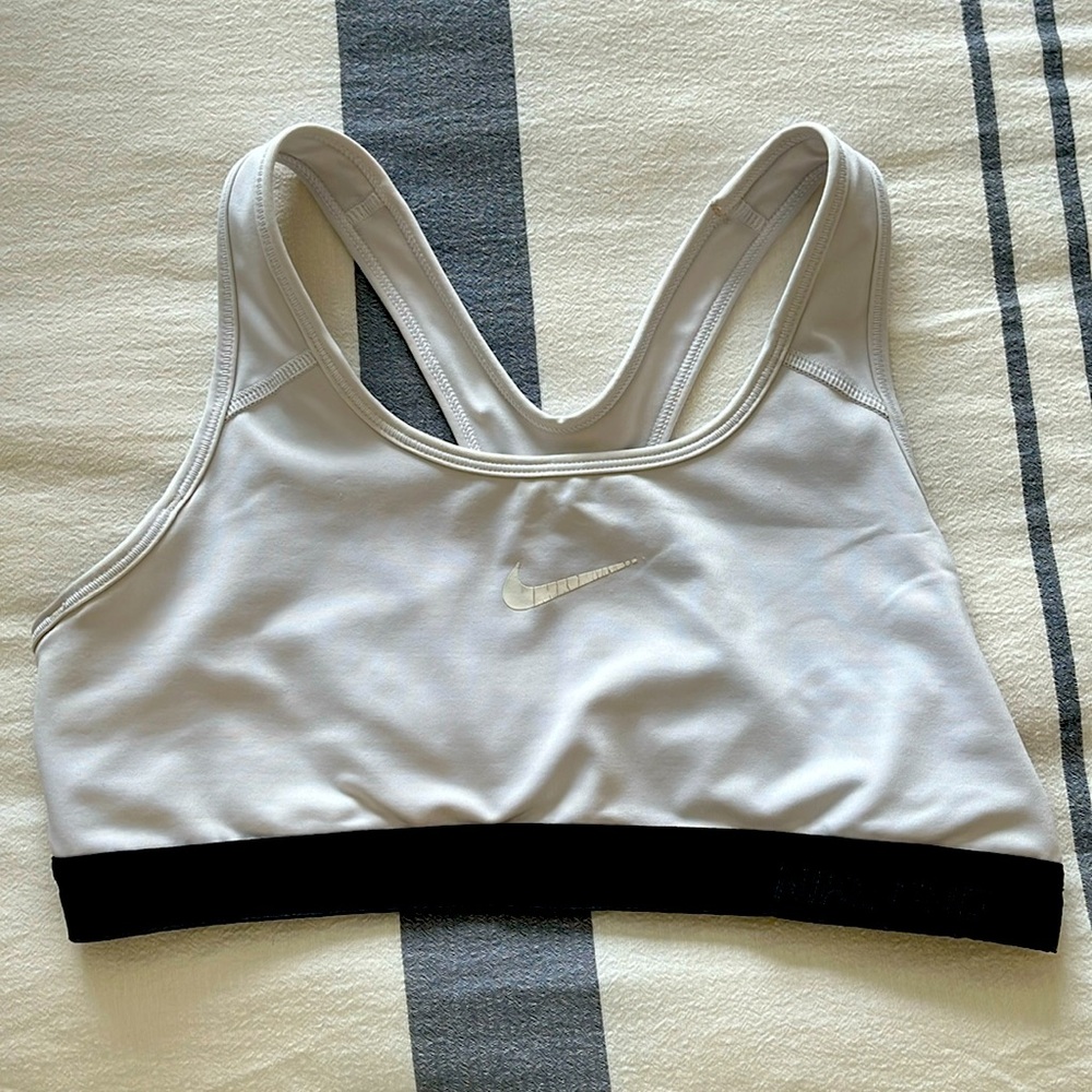 Nike Pro Sports Bra